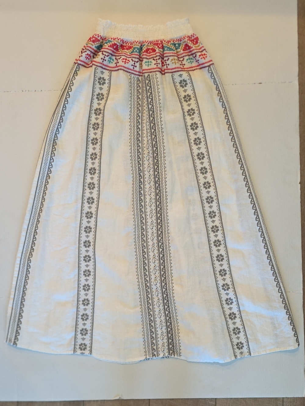Johnny Was Linen Maxi Skirt Elastic Waist White Embroidered Boho M